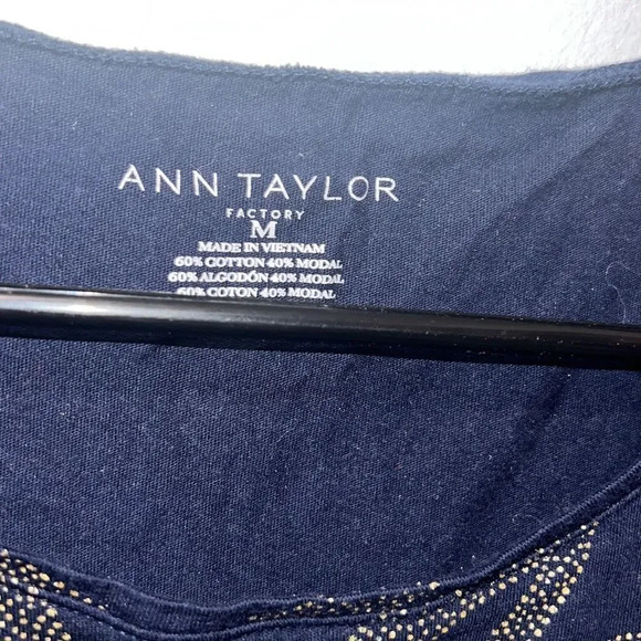 Ann Taylor Factory women’s medium soft printed shirt - Picture 4 of 4